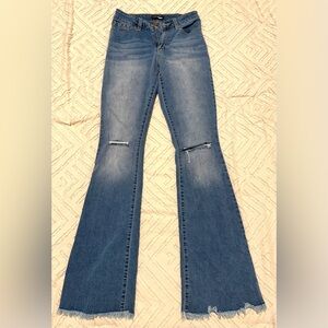Fashion Nova Distressed Flare Jeans Size 3 Raw Hem Medium Wash Denim Y2K